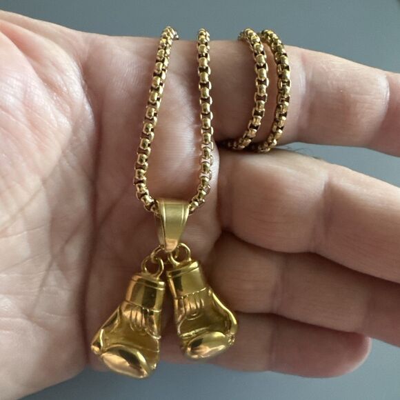 Boxing Gloves Pendant Gold Plated Stainless Steel 24 Inch Necklace Boxer Gift - Picture 5 of 6